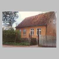 105-1551 Gross Hof Wohnhaus der Fam. Rowinski 1994.jpg